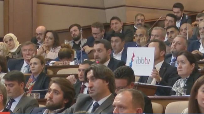 bu-renkler-konusundaki-israr-nedir-1 bu-renkler-konusundaki-israr-nedir-1