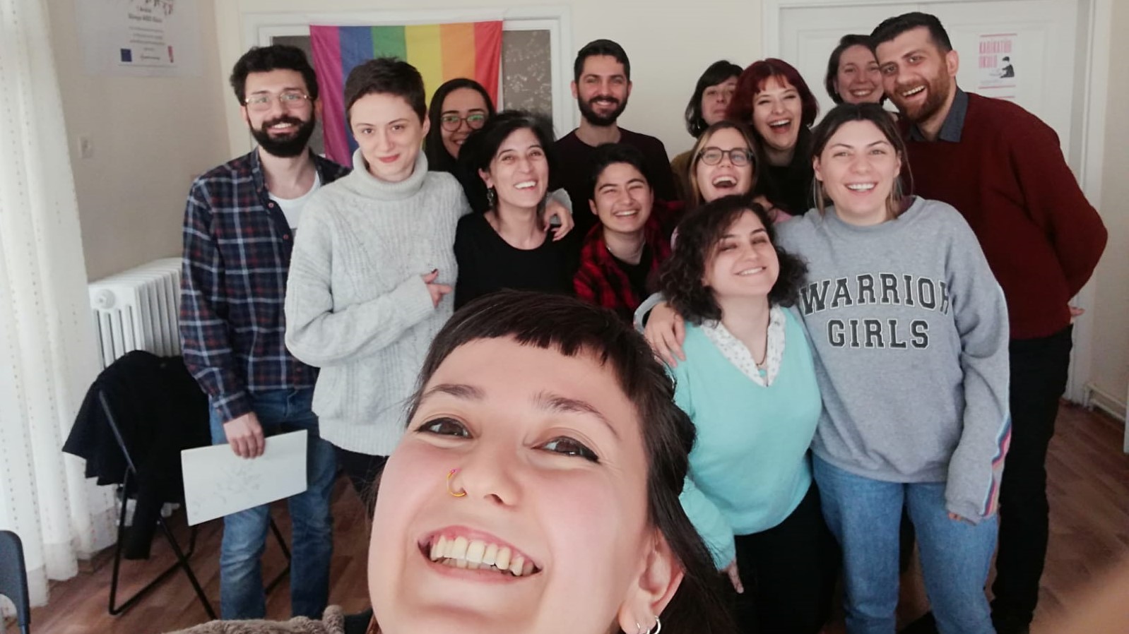 karikatur-okulu-karikaturist-emre-yilmaz-i-agirladi-6 karikatur-okulu-karikaturist-emre-yilmaz-i-agirladi-6