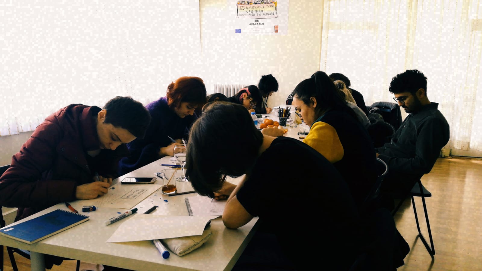 karikatur-okulu-nda-gundem-cizildi-2 karikatur-okulu-nda-gundem-cizildi-2