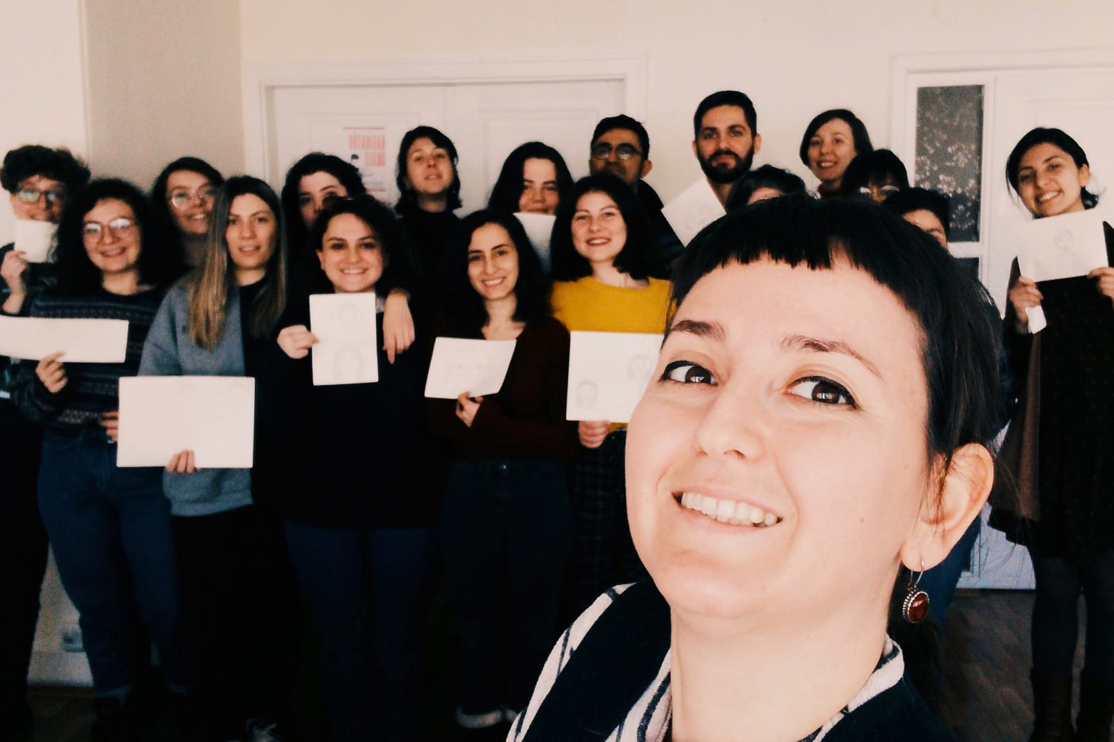 karikatur-okulu-nun-zili-caldi-1 karikatur-okulu-nun-zili-caldi-1