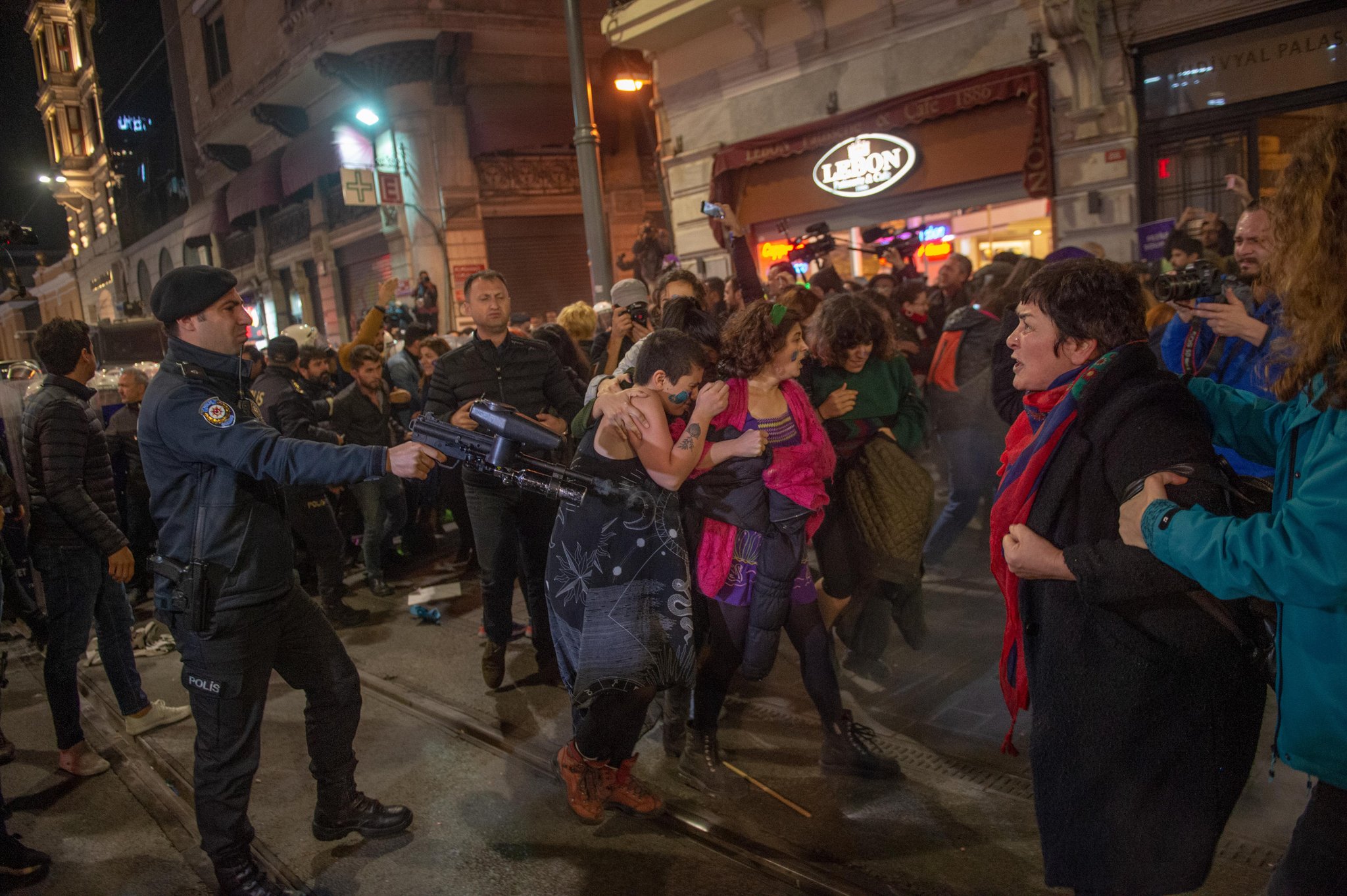 lgbti-larin-anayasal-haklarina-karsi-marjinal-ve-tereddutlu-grup-bahaneleri-1 lgbti-larin-anayasal-haklarina-karsi-marjinal-ve-tereddutlu-grup-bahaneleri-1