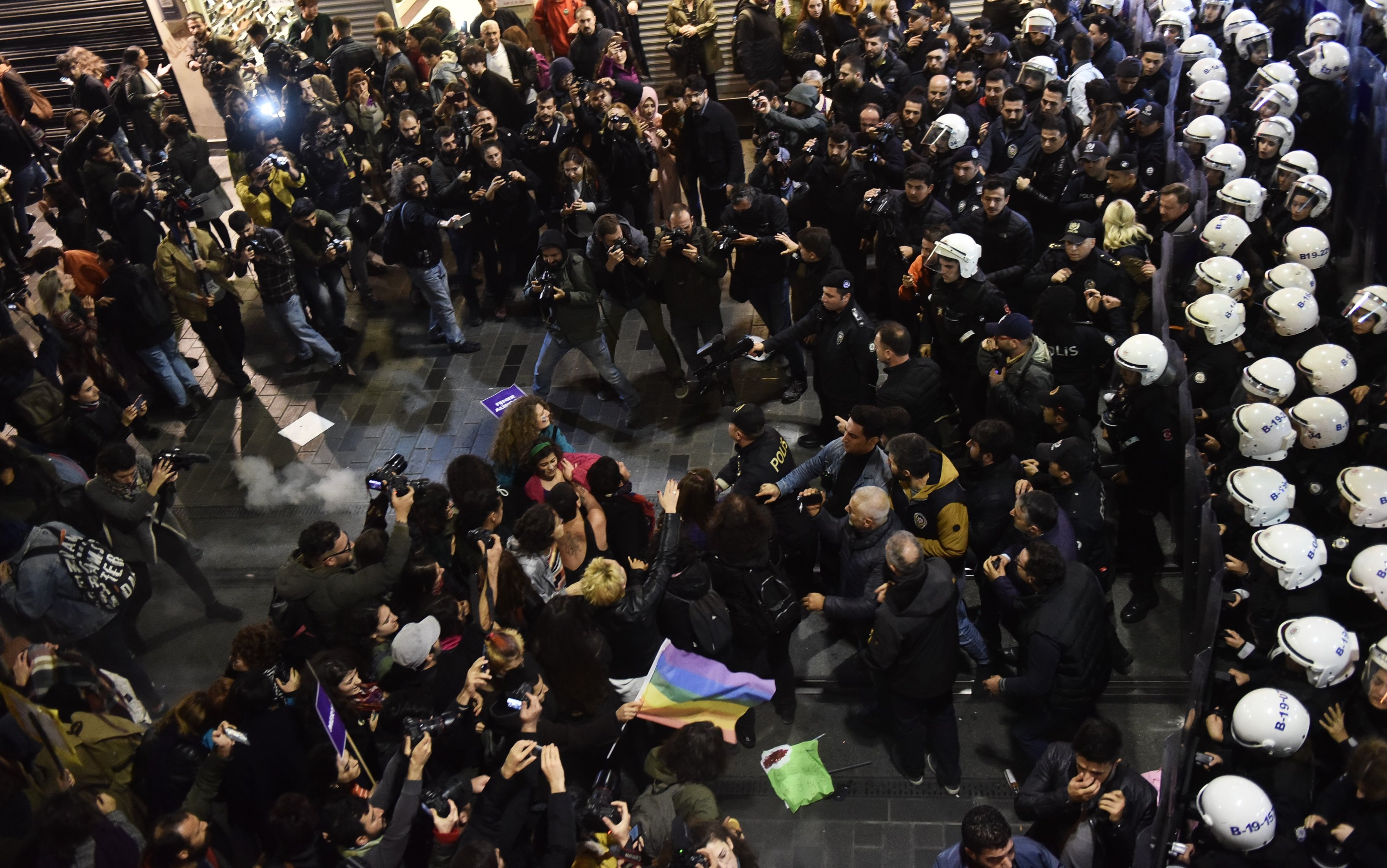 lgbti-larin-anayasal-haklarina-karsi-marjinal-ve-tereddutlu-grup-bahaneleri-2 lgbti-larin-anayasal-haklarina-karsi-marjinal-ve-tereddutlu-grup-bahaneleri-2