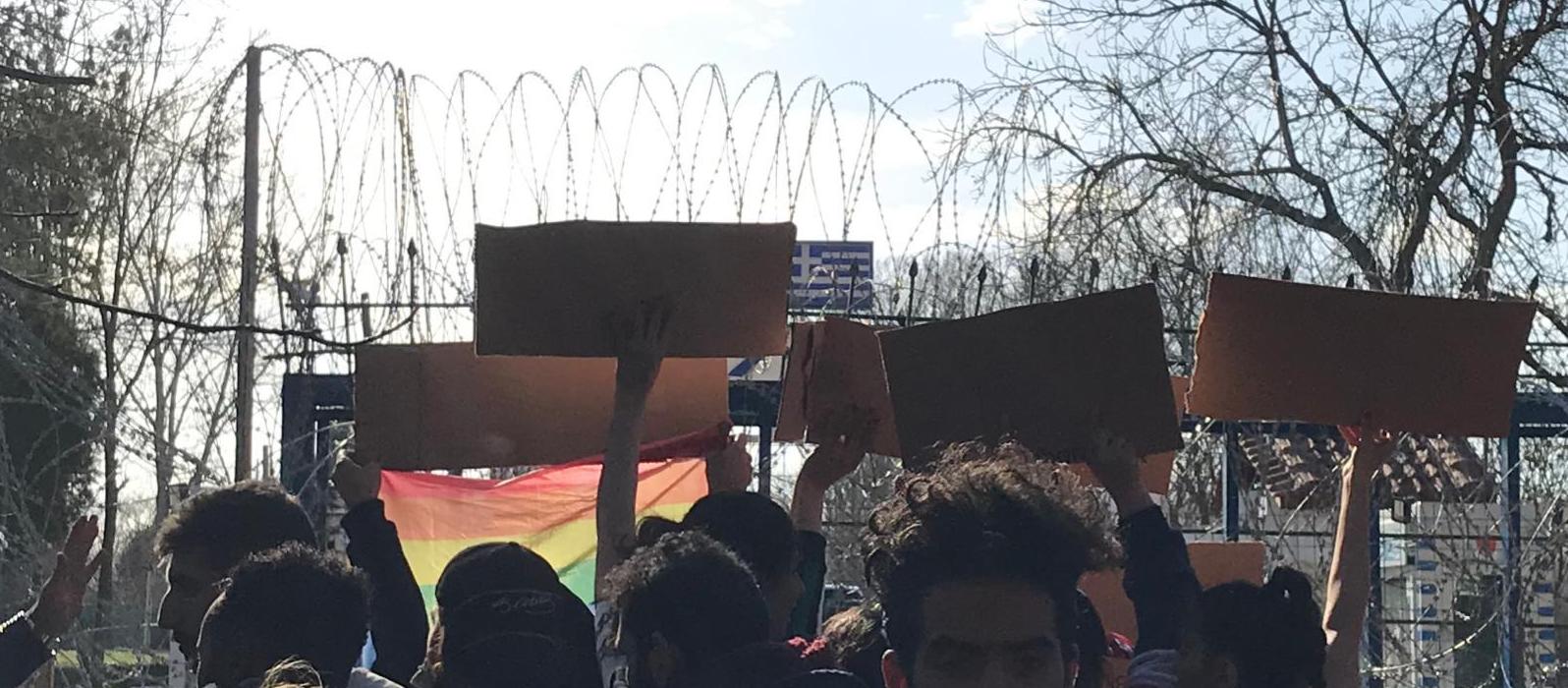 sinirdaki-lgbti-multeci-polis-geri-donmemize-izin-vermiyor-1 sinirdaki-lgbti-multeci-polis-geri-donmemize-izin-vermiyor-1